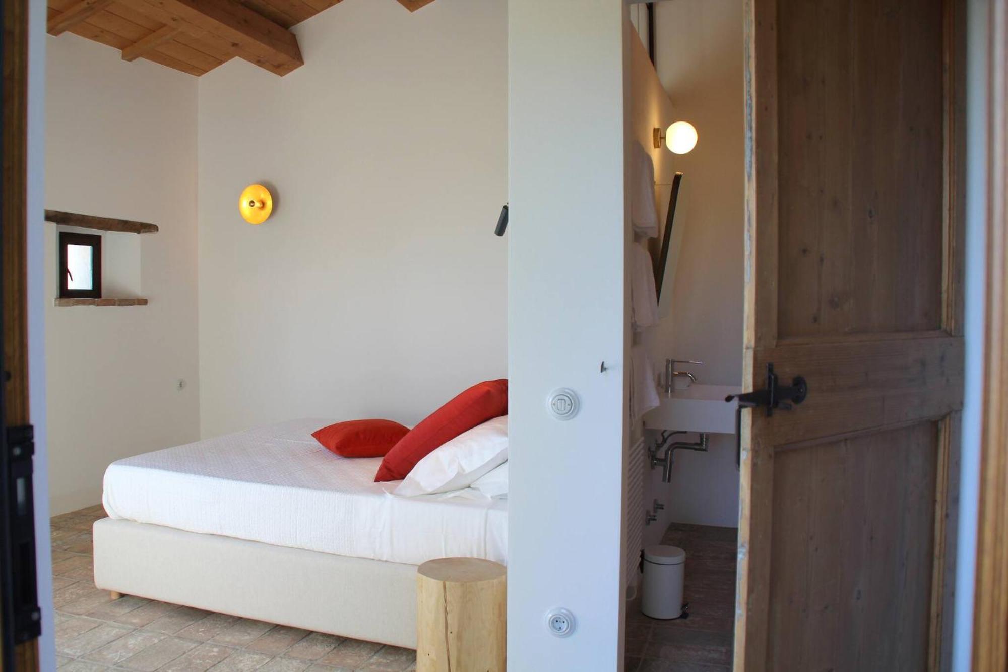 Borgo Calbianco - Private House With Pool & Airco Villa Cerreto Castello Ngoại thất bức ảnh
