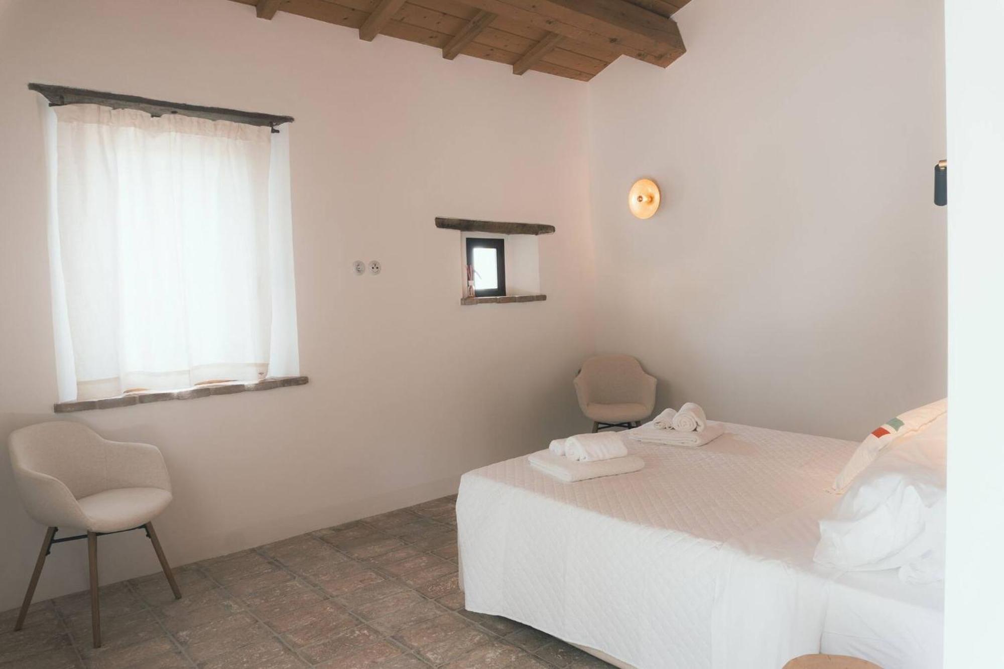 Borgo Calbianco - Private House With Pool & Airco Villa Cerreto Castello Ngoại thất bức ảnh